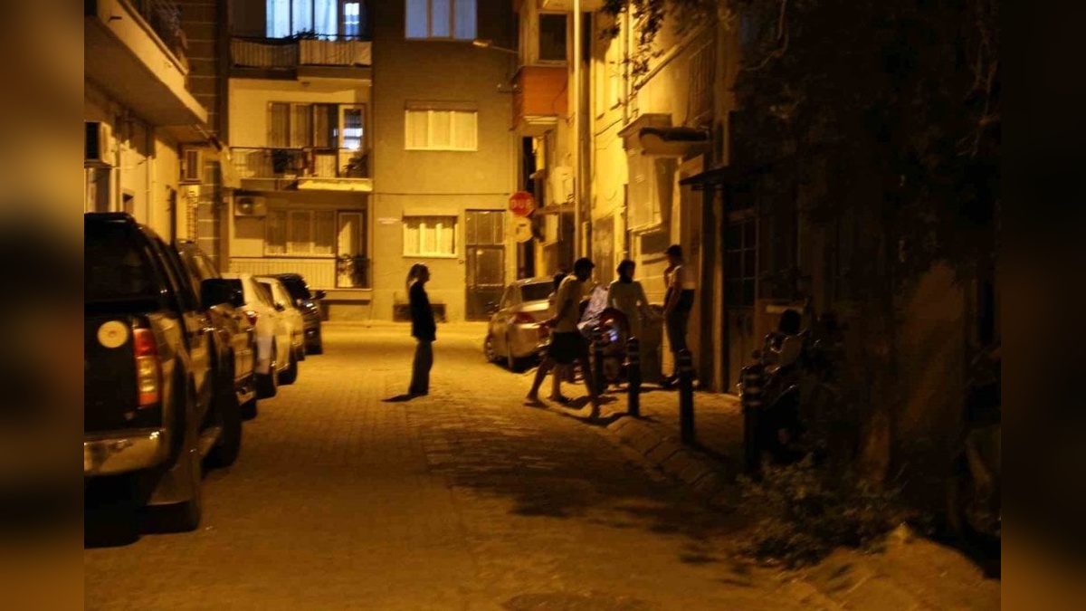 Marmaris açıklarında 5.8 büyüklüğünde deprem: Aydın'da hissedildi