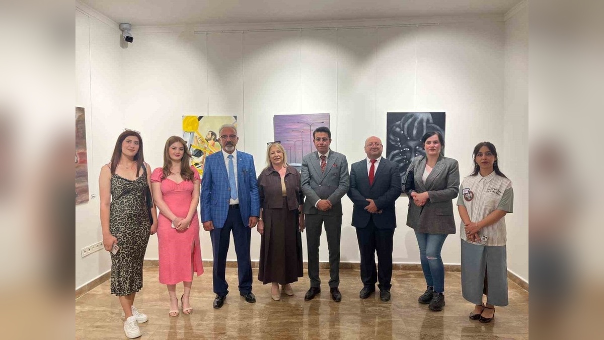 Munzur Üniversitesi Resim Bölümü mezunlarının 46 eseri Tunceli Müzesi’nde sergileniyor