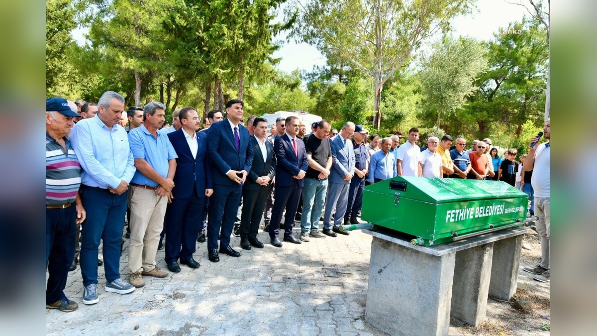 Muğla depreminde hayatını kaybeden 14 yaşındaki Afranur Günlü son yolculuğuna uğurlandı