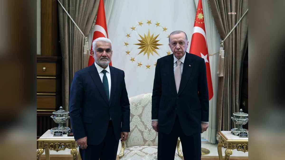 Cumhurbaşkanı Erdoğan, HÜDAPAR Genel Başkanı Yapıcıoğlu'nu kabul etti