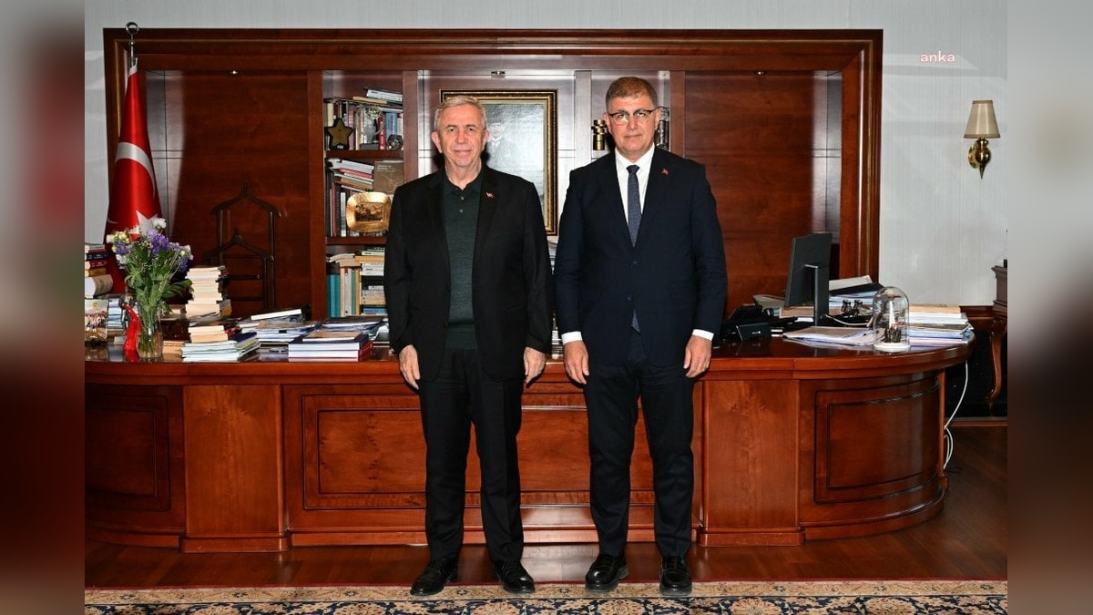 İzmir Büyükşehir Belediye Başkanı Tugay, Ankara Büyükşehir Belediye Başkanı Yavaş'ı ziyaret etti