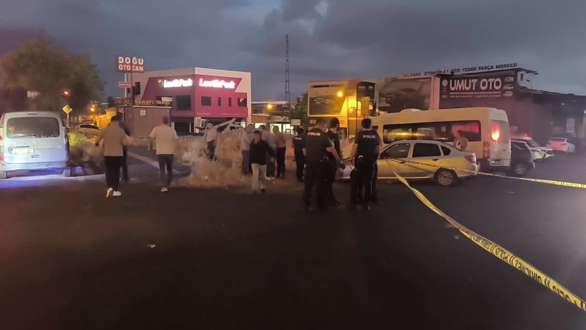 Diyarbakır'da silahlı kavgada 3 kişi yaralandı