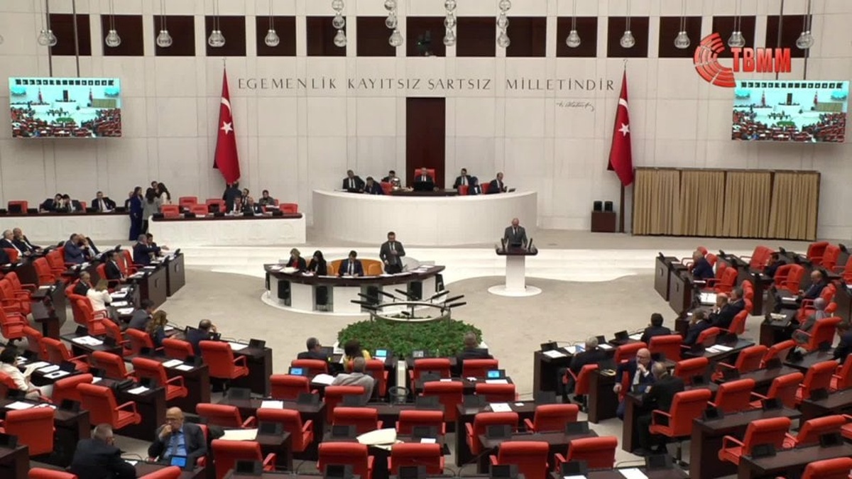 İYİ Partili Poyraz: AK Parti iktidarında yapılan infaz indirimleriyle yapanın yanına kar kaldı