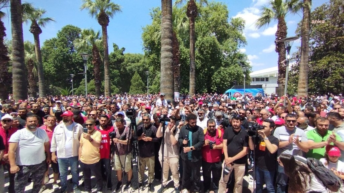 İzmir'de belediye işçilerinin grevi 7. gününde: İZELMAN işçileri zam teklifini oylayacak