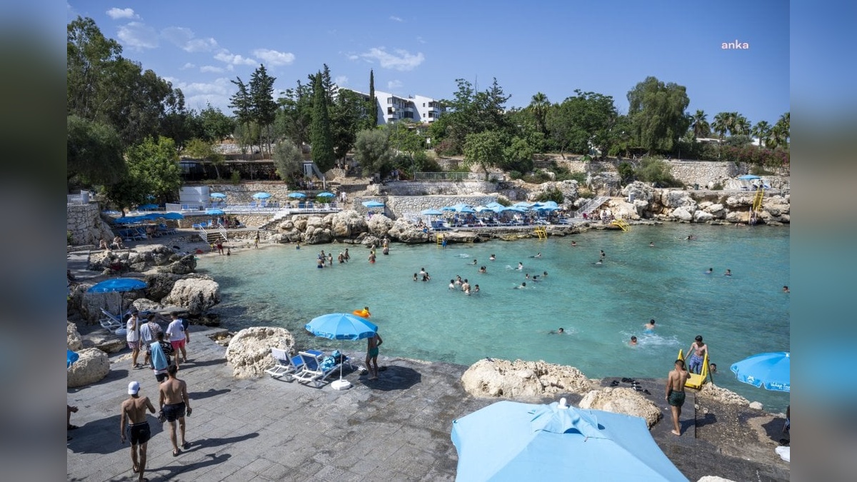 Mersin Büyükşehir Belediyesi halk plajlarında yaz sezonuna hazır