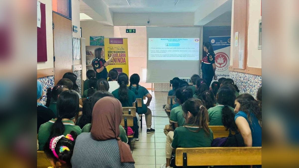 Aydın İl Jandarma Komutanlığı, Yeniköy İlkokulu ve Ortaokulu öğrencilerini bilgilendirdi