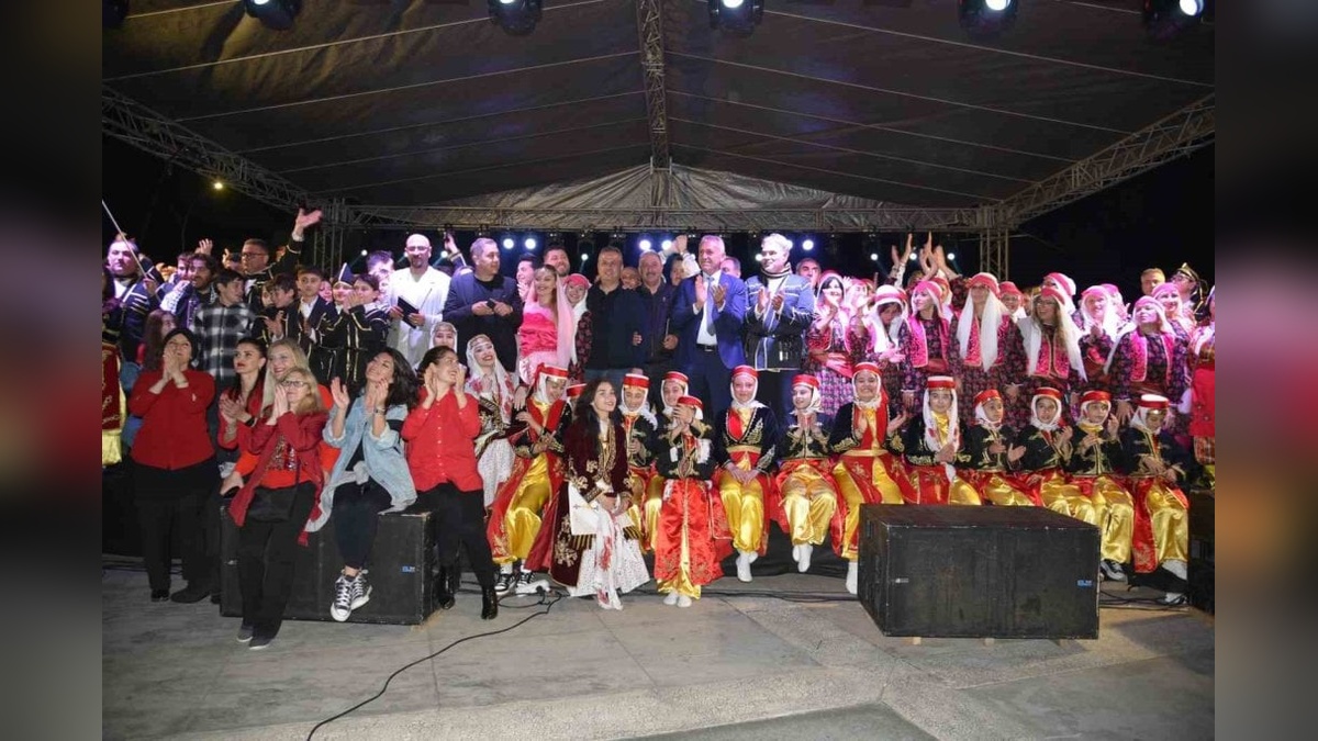 Atakum Belediyesi'nden ertelenen 19 Mayıs konseri coşkusu