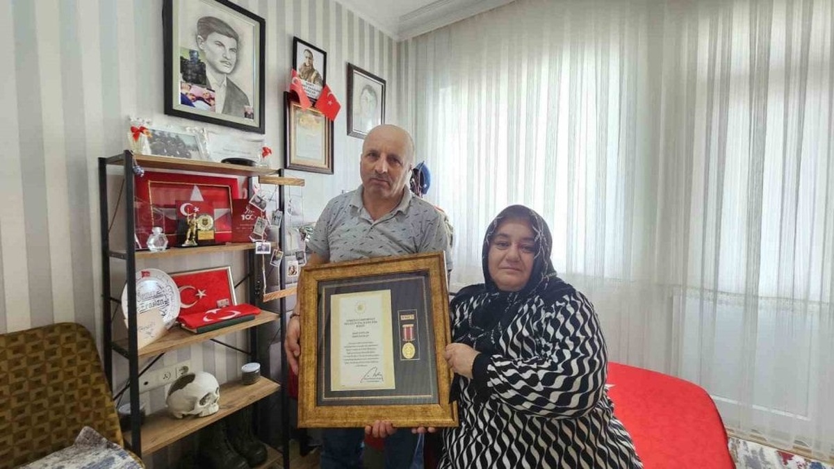 Kayseri'de şehit olan Piyade Er İsmet Eraslan'ın ailesi SGK'dan şehitlik bekliyor