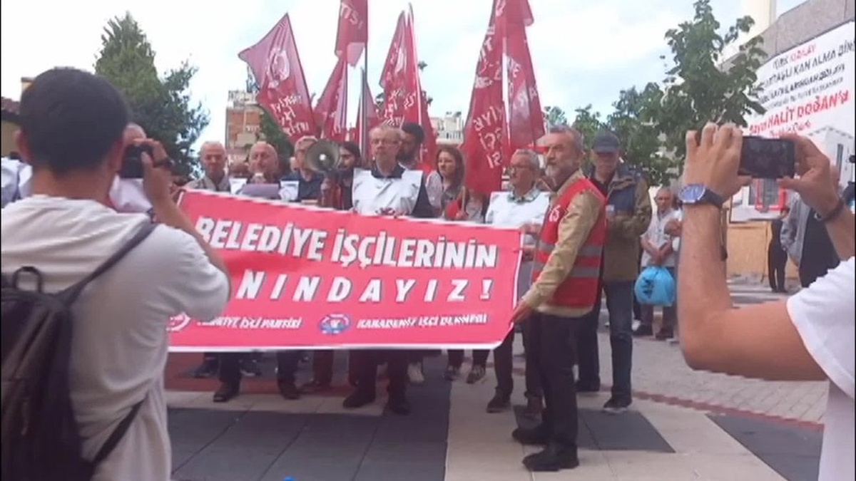 Samsun'da belediye işçileri maaşlarını alamadı: TİP ve KİD'den ortak basın açıklaması