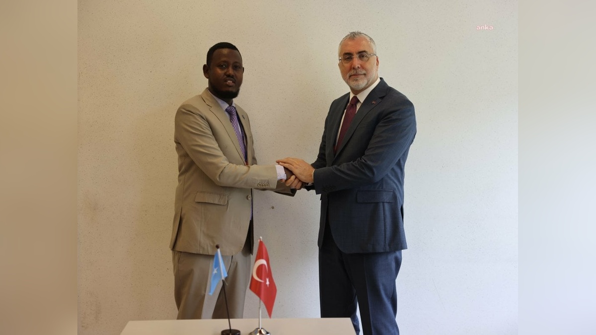 Bakan Işıkhan, Somali Çalışma ve Sosyal İşler Bakanı ile görüştü