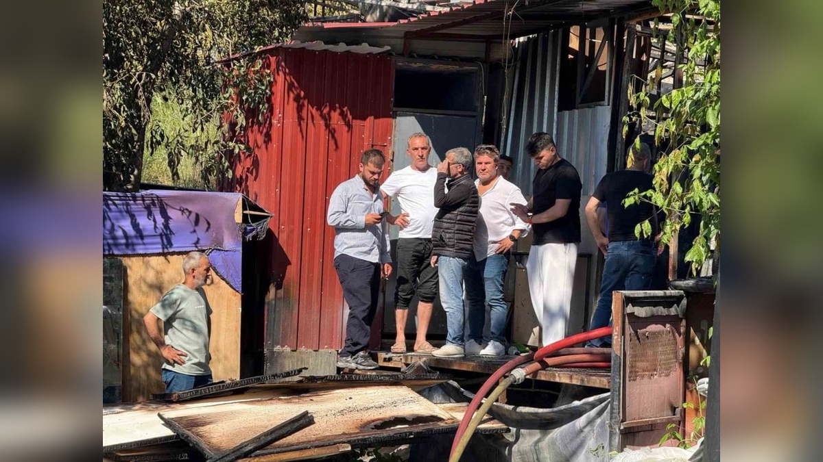 Sarıyer'de mobilya imalathanesinde yangın