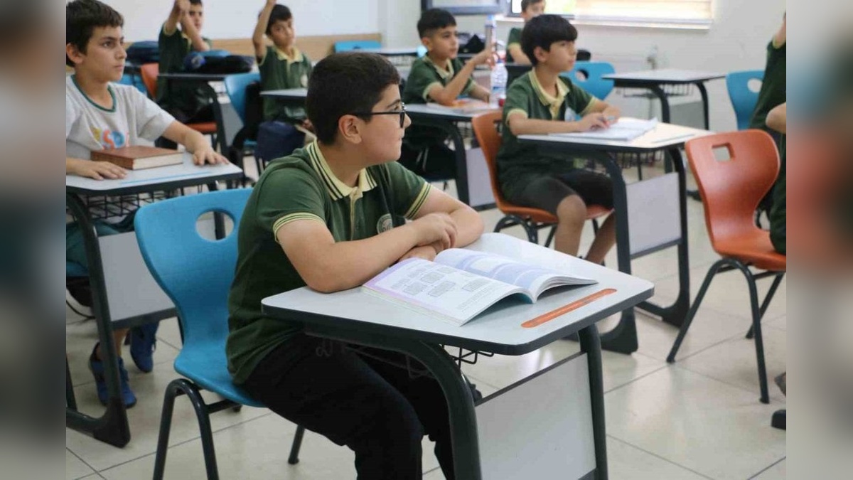 Diyarbakır Abdullah Tivnikli Fen Lisesi öğrencileri İOKBS'de başarı gösterdi