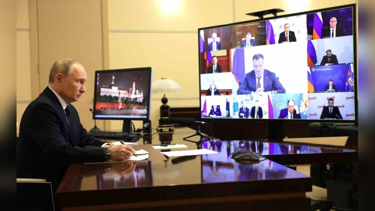 Putin: Kiev rejimi bir terör örgütüne dönüşüyor