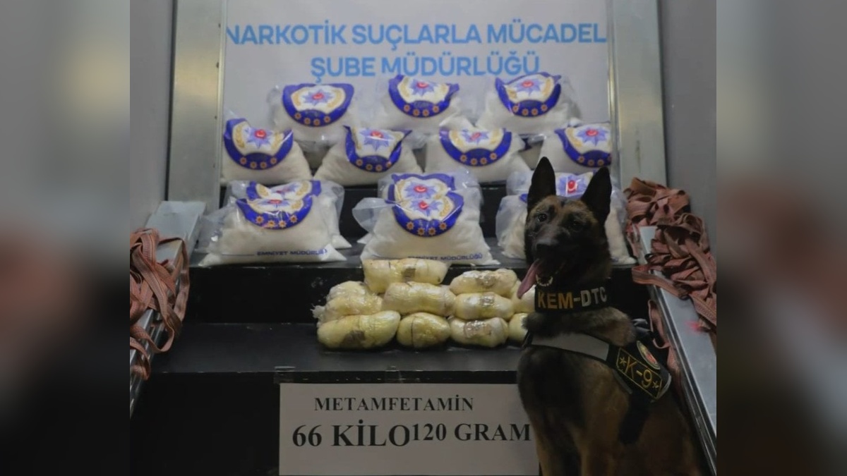 Hakkari'de 66 kilo 120 gram metamfetamin ele geçirildi