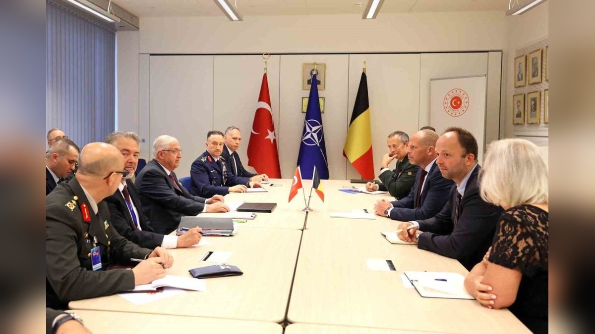 Milli Savunma Bakanı Güler, Belçika'da Theo Francken ile görüştü