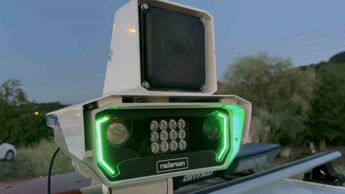 Düzce'de yapay zeka destekli radar 4 günde 526 bin 645 lira ceza kesti