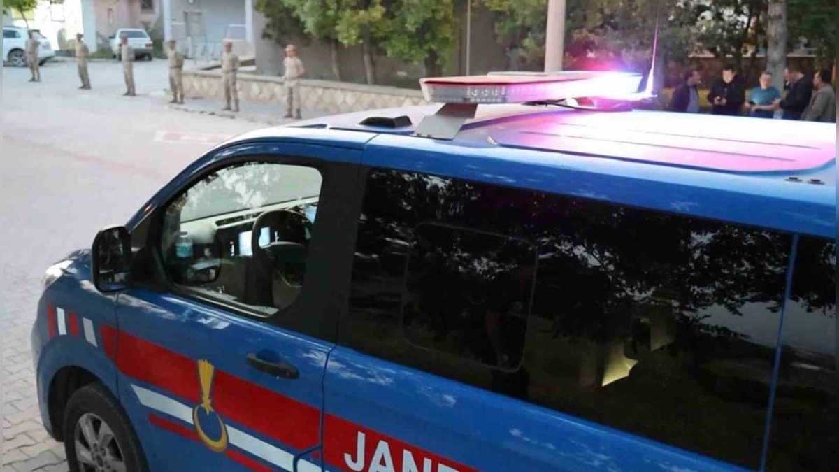 Aksaray'da parkta cinayet: 64 yaşındaki Y.Y., arkadaşını öldürdü