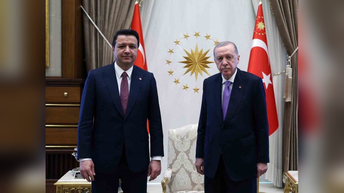 Cumhurbaşkanı Erdoğan, Saadet Partisi Genel Başkanı Arıkan'ı kabul etti