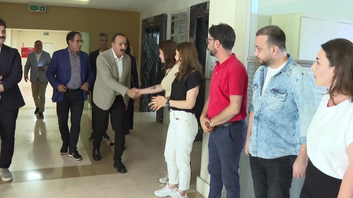 Konyaaltı Belediye Başkanı Kotan, personelin bayramını kutladı