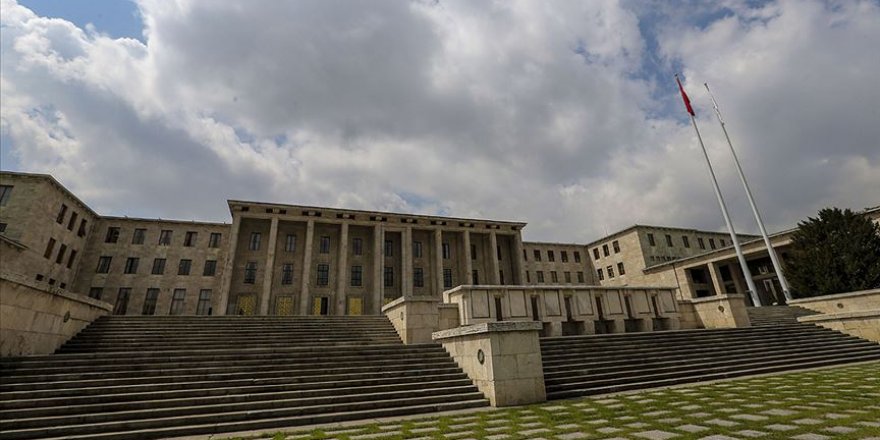 TBMM'ye ziyaretçi yasağı 30 Nisan'a kadar uzatıldı