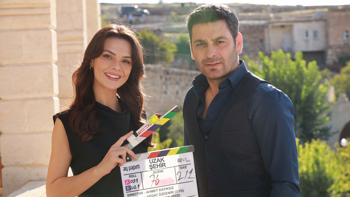 Uzak Şehir'in başrolü Ozan Akbaba:  Ezberler bozuldu