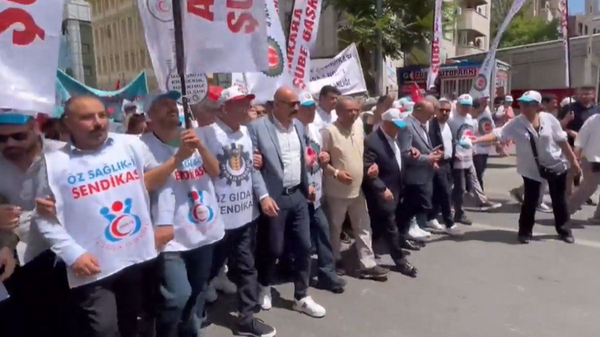 HAK-İŞ Genel Başkanı: Bizim maaşlarımız niye yerlerde?