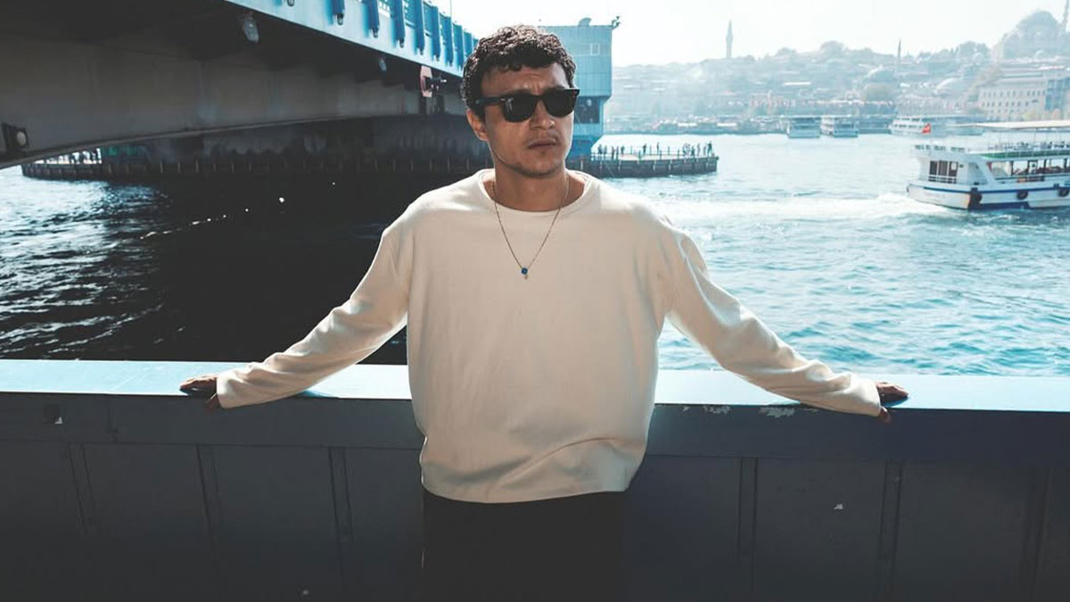 Uzak Şehir oyuncusu Alper Çankaya: Ayrı dünyaların insanlarıyız