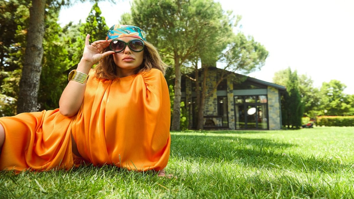 İnci Taneleri'nin sevilen ismi yaza damgasını vurdu