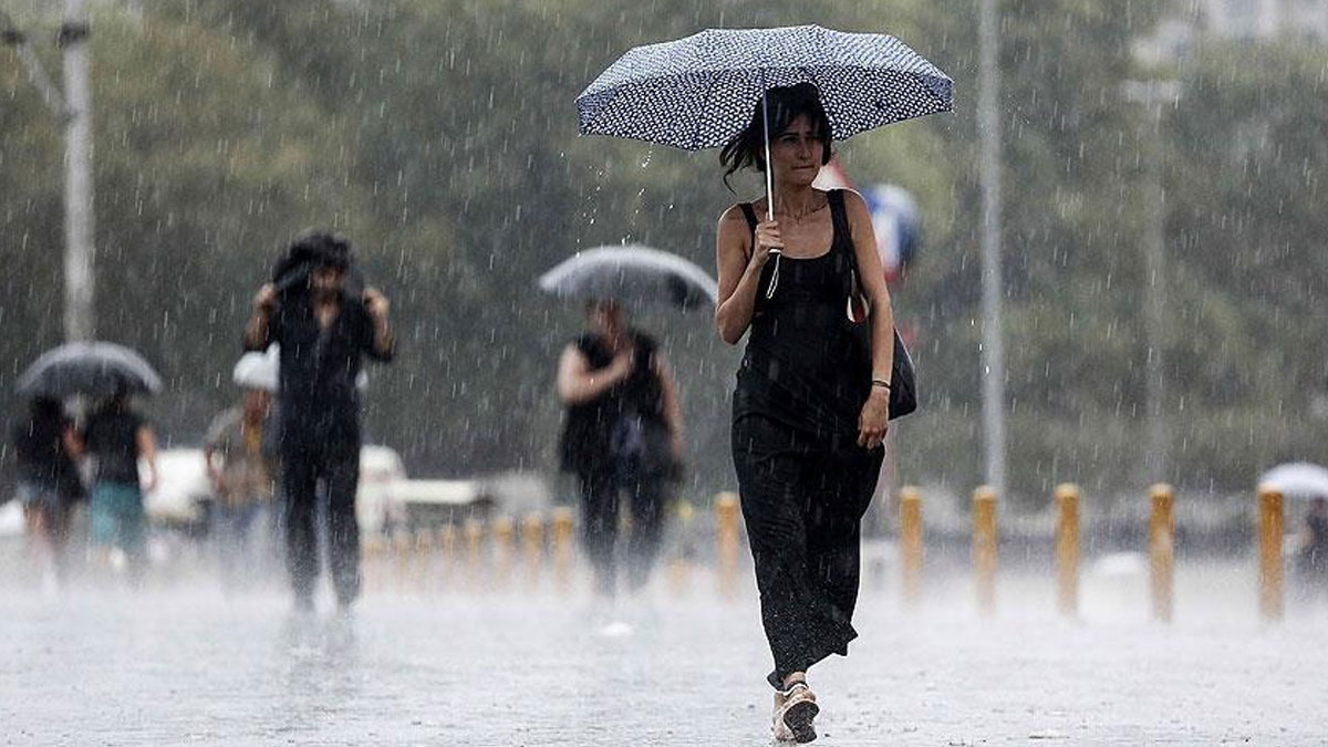 Çok şiddetli sağanak yağış bekleniyor! Bu iller için Turuncu kod verildi