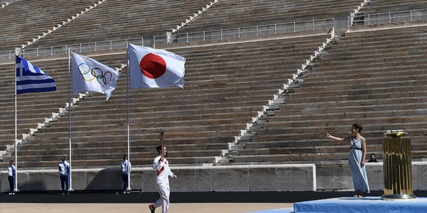 Olimpiyat meşalesi koronavirüs nedeniyle sergiden kaldırılacak