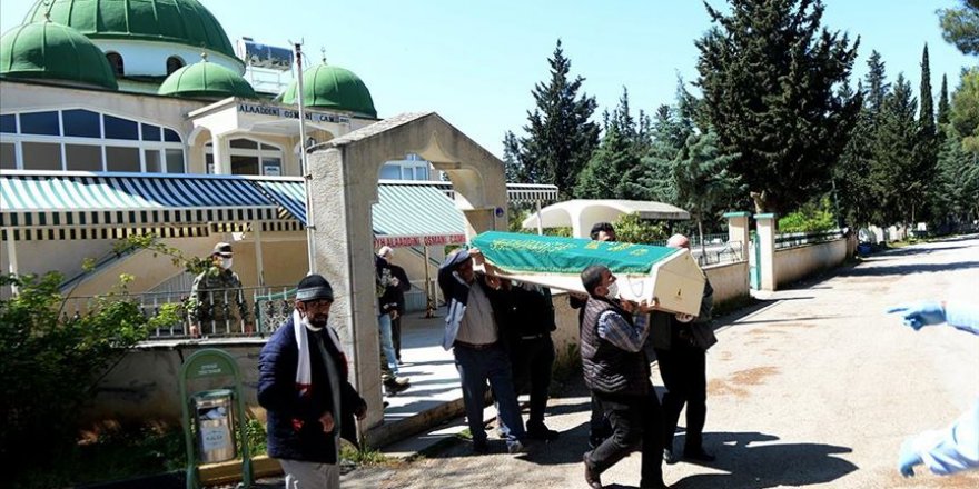 Kore gazisi emekli Kıdemli Yüzbaşı Kamil Celkan, son yolculuğuna uğurlandı
