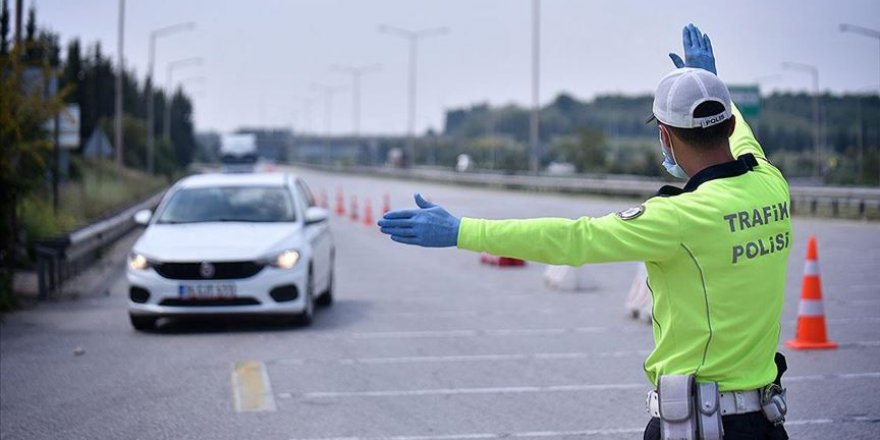 Emniyet Genel Müdürü Aktaş'tan polislere 'vatandaşları sürekli uyarın' talimatı