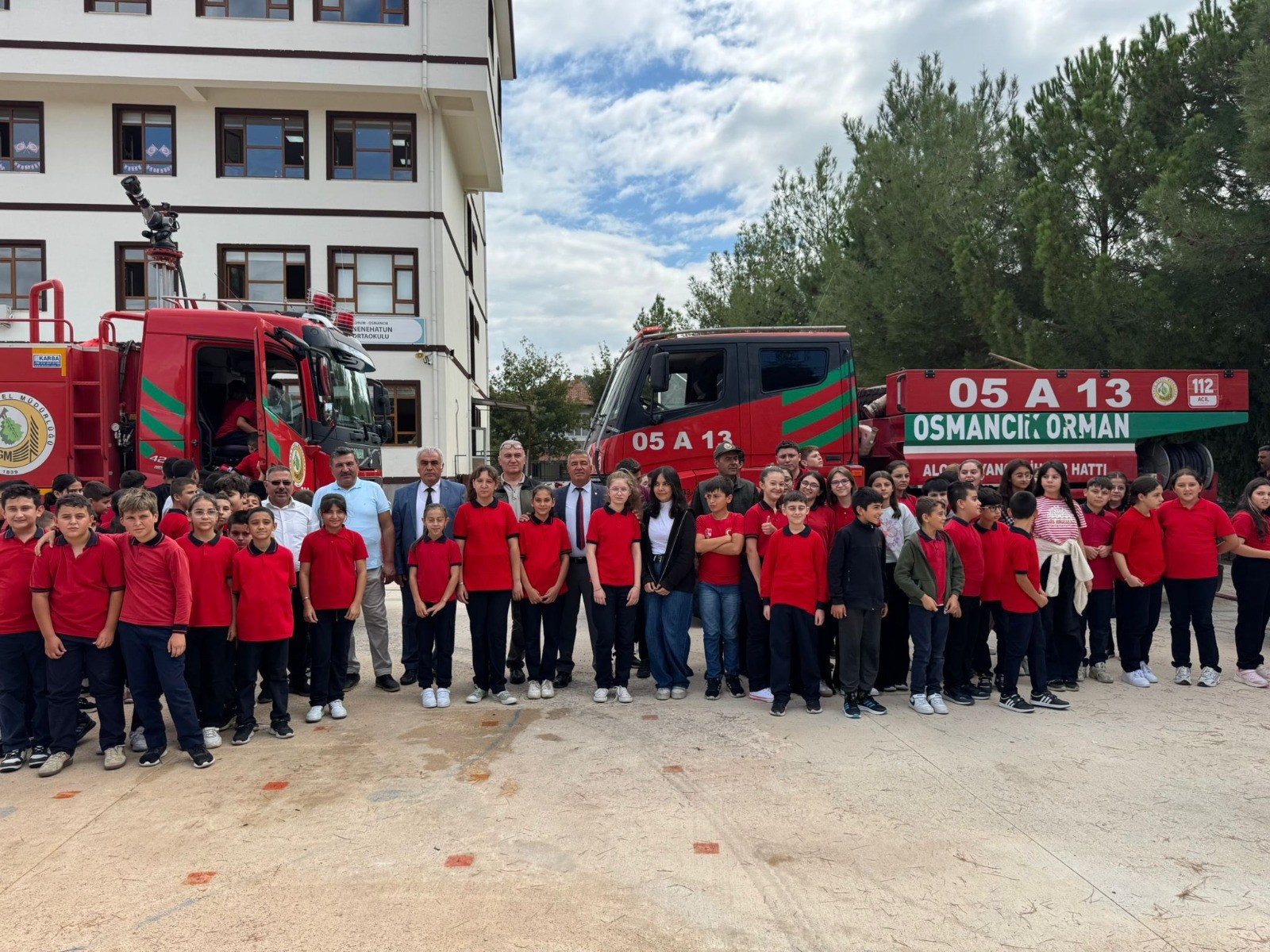 Öğrencilere doğa ile ilgili farkınalık eğitimi