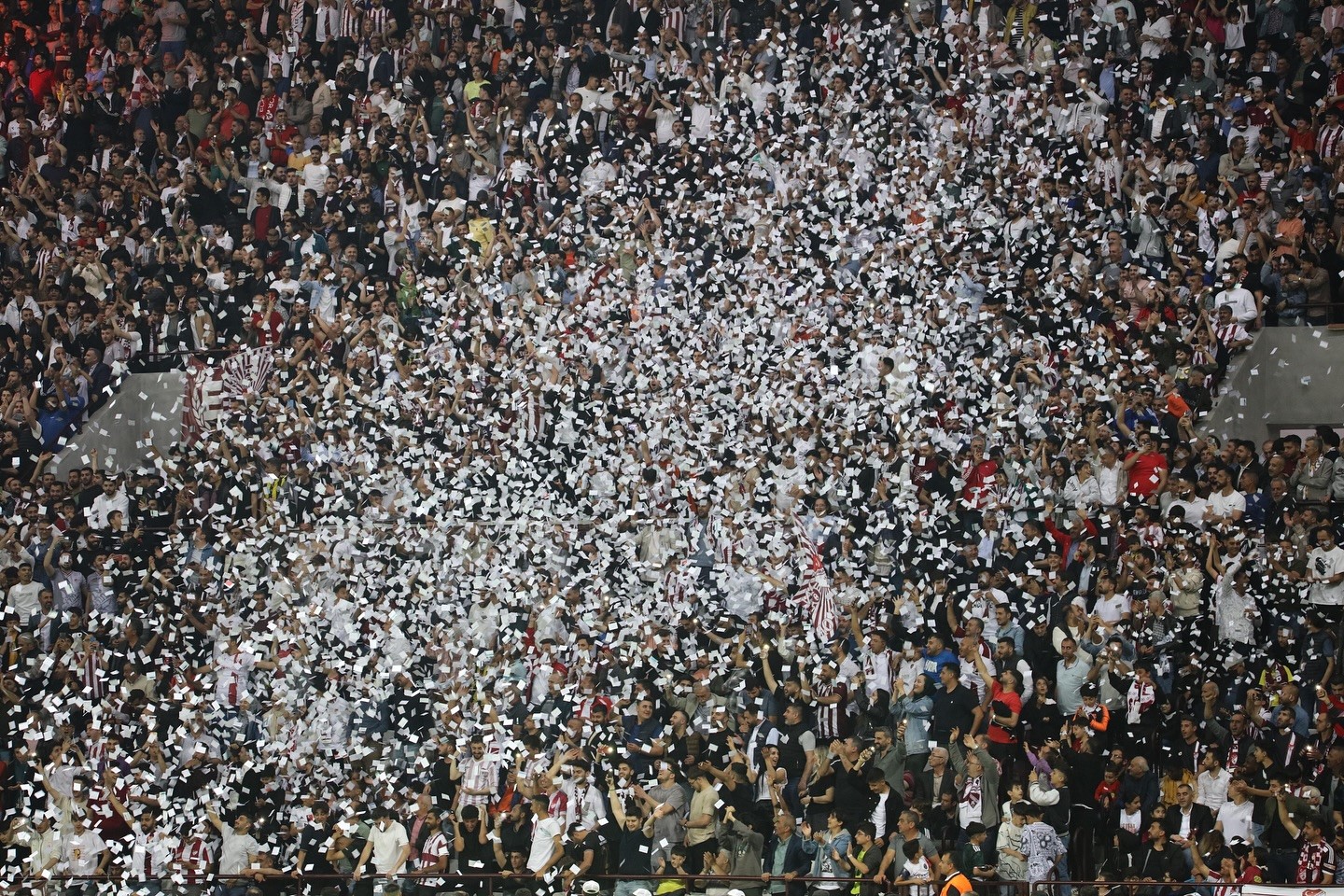 Elazığspor - 12Bingölspor maçı biletleri satışa çıktı