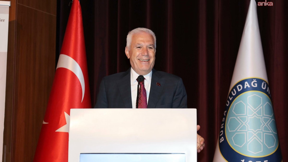 Bozbey: Toplumun güçlü yapısı çok önemli