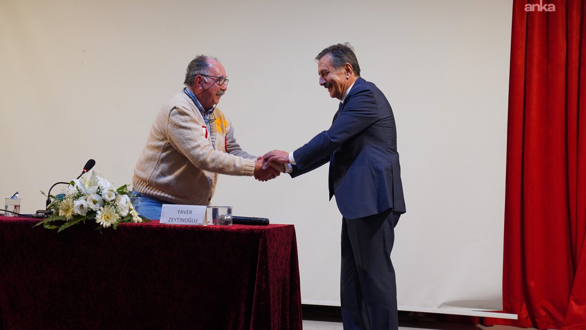 Yazar Yaver Zeytinoğlu Tepebaşı'nda okurlarıyla buluştu