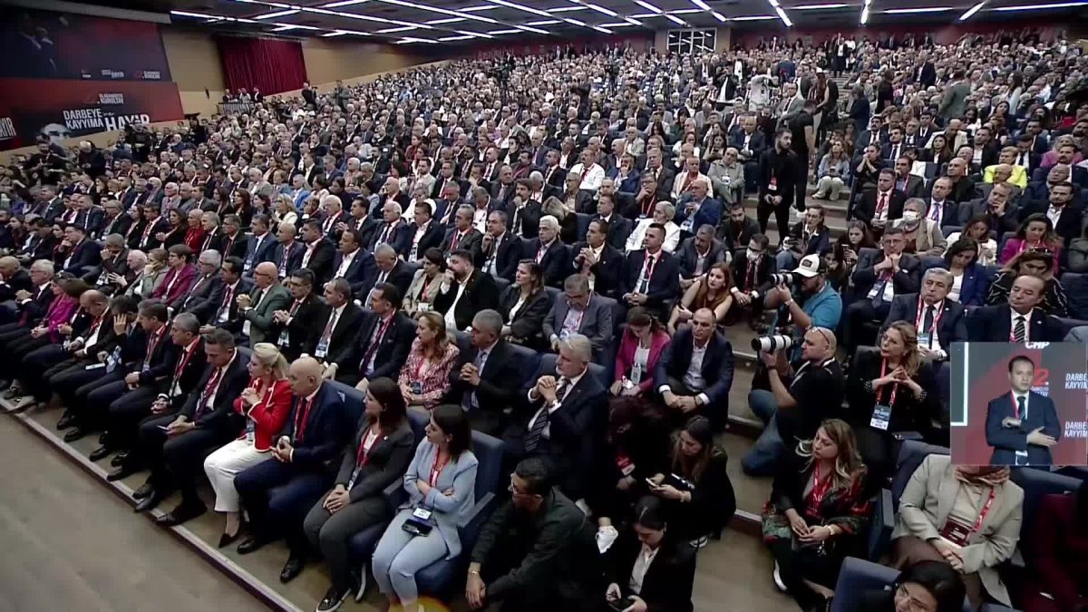 Özgür Özel: Filistin, milli meselemizdir!