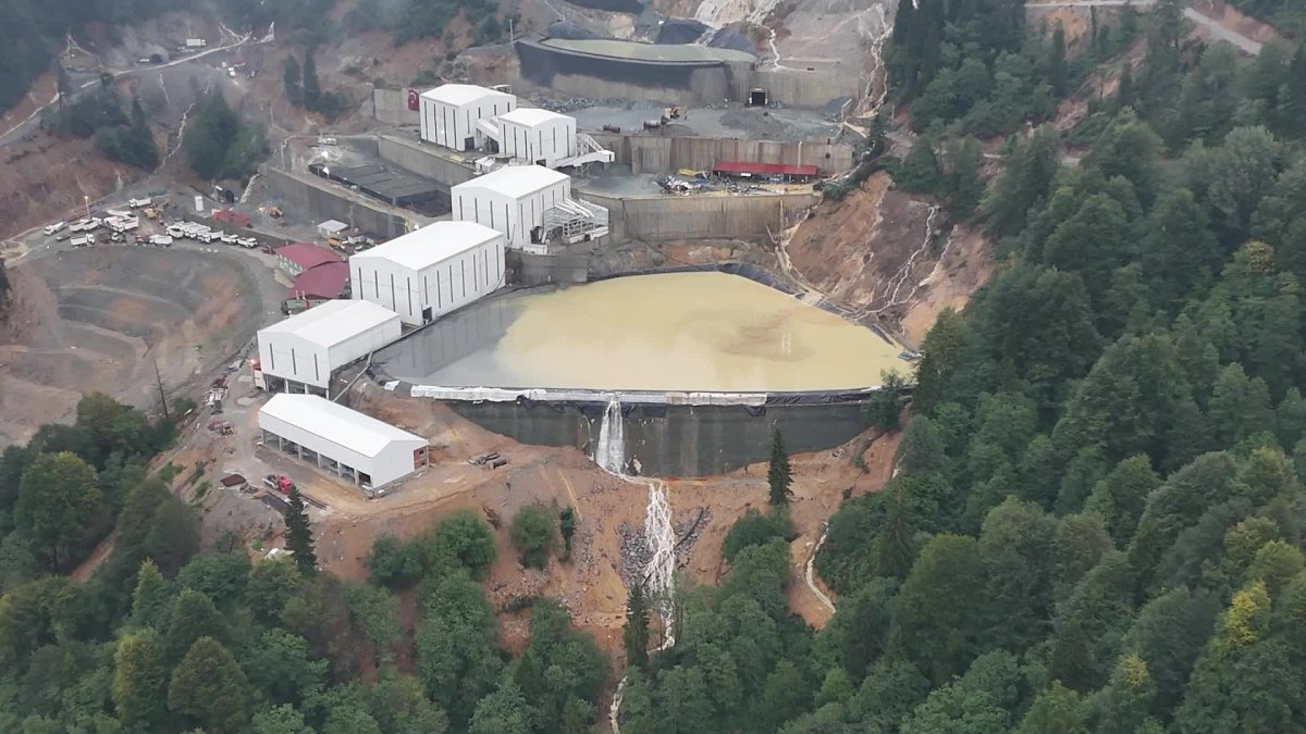Giresun'da maden sahasında ciddi bir çevre krizi yaşanıyor
