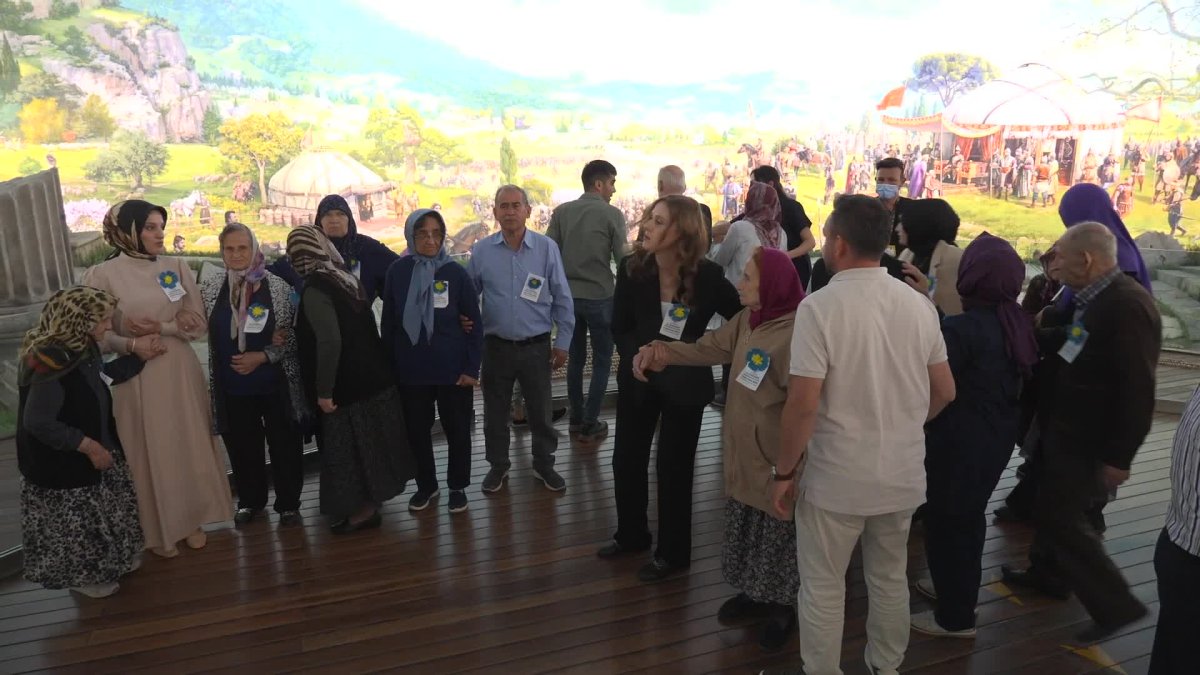 Alzheimer günü Osmangazi’de coşkuyla kutlandı