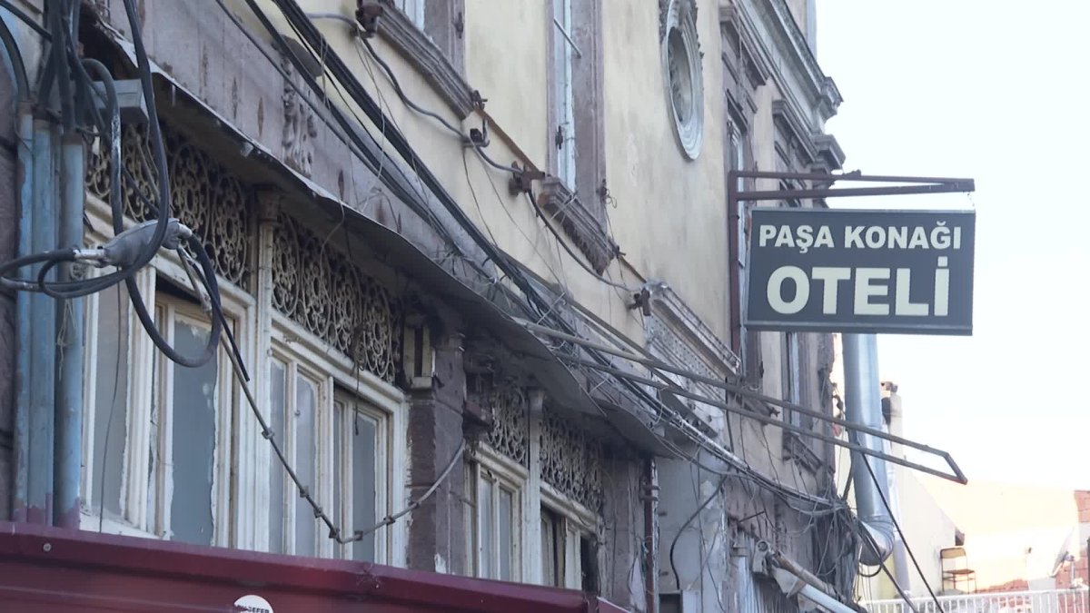 İzmir'deki tarihi yapıların yükselişi devam ediyor