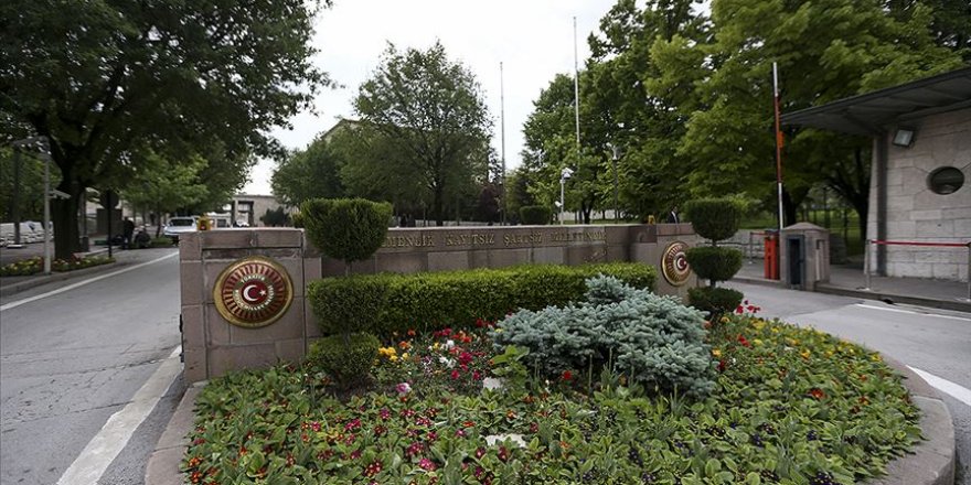 TBMM'de ziyaretçi yasağı 31 Mayıs'a kadar uzatıldı