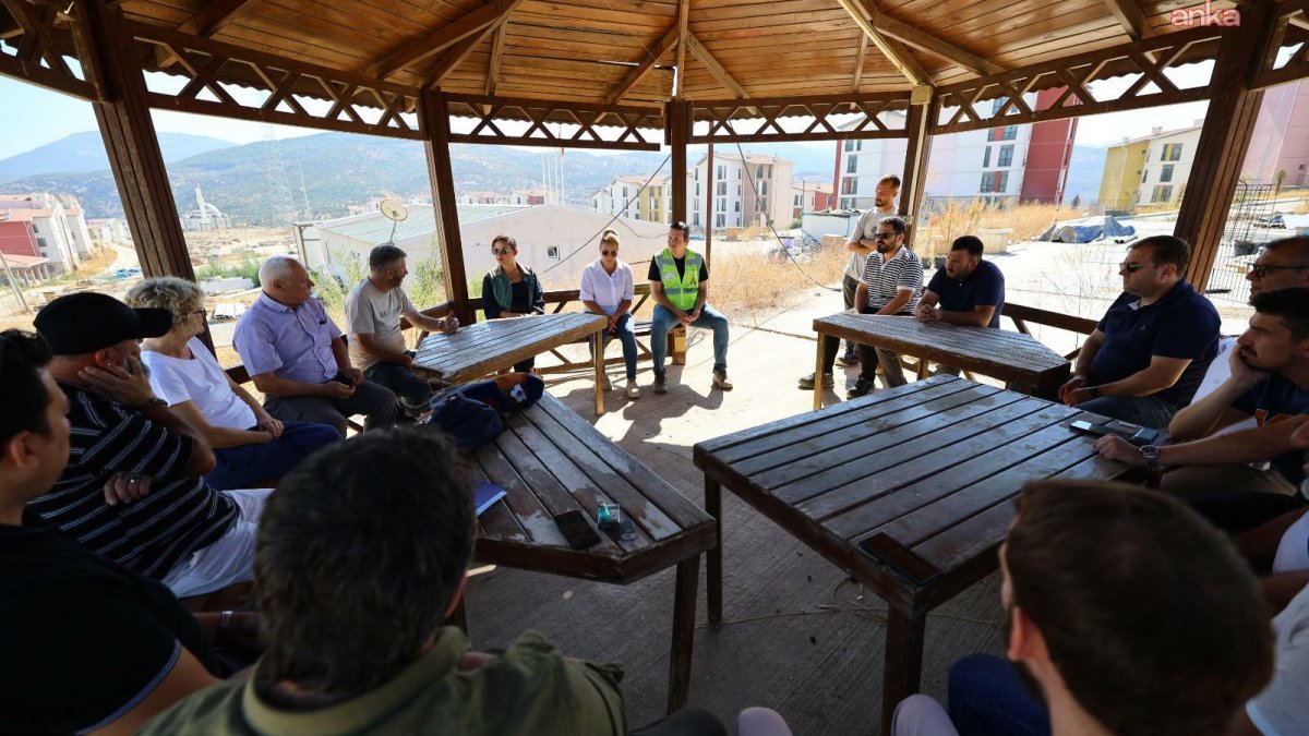 Başkan Sengel, TOKİ mağdurlarının yanında duruyor