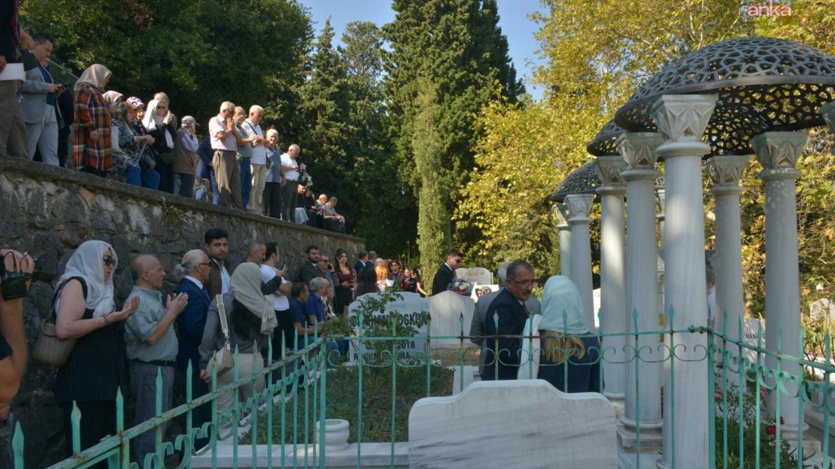 Zeki Müren, 29 yıl sonra Bursa'da yeniden anıldı