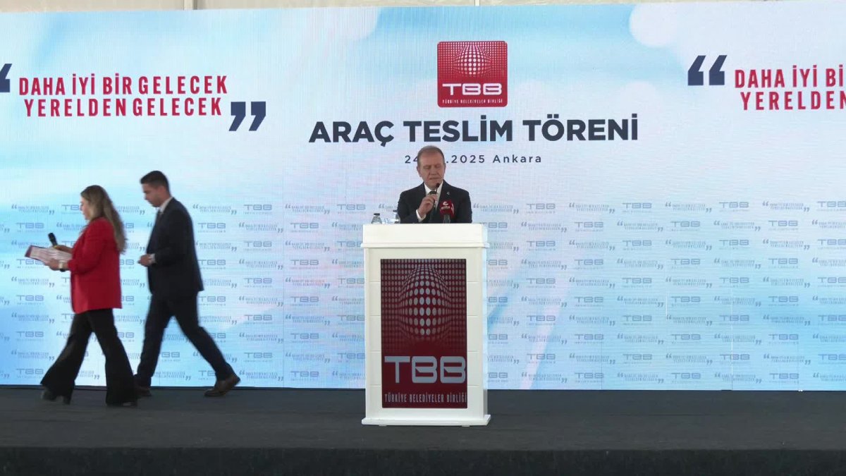 Vahap Seçer'den konser soruşturmasına sert yanıt: 'İtibar suikastı yapılıyor'