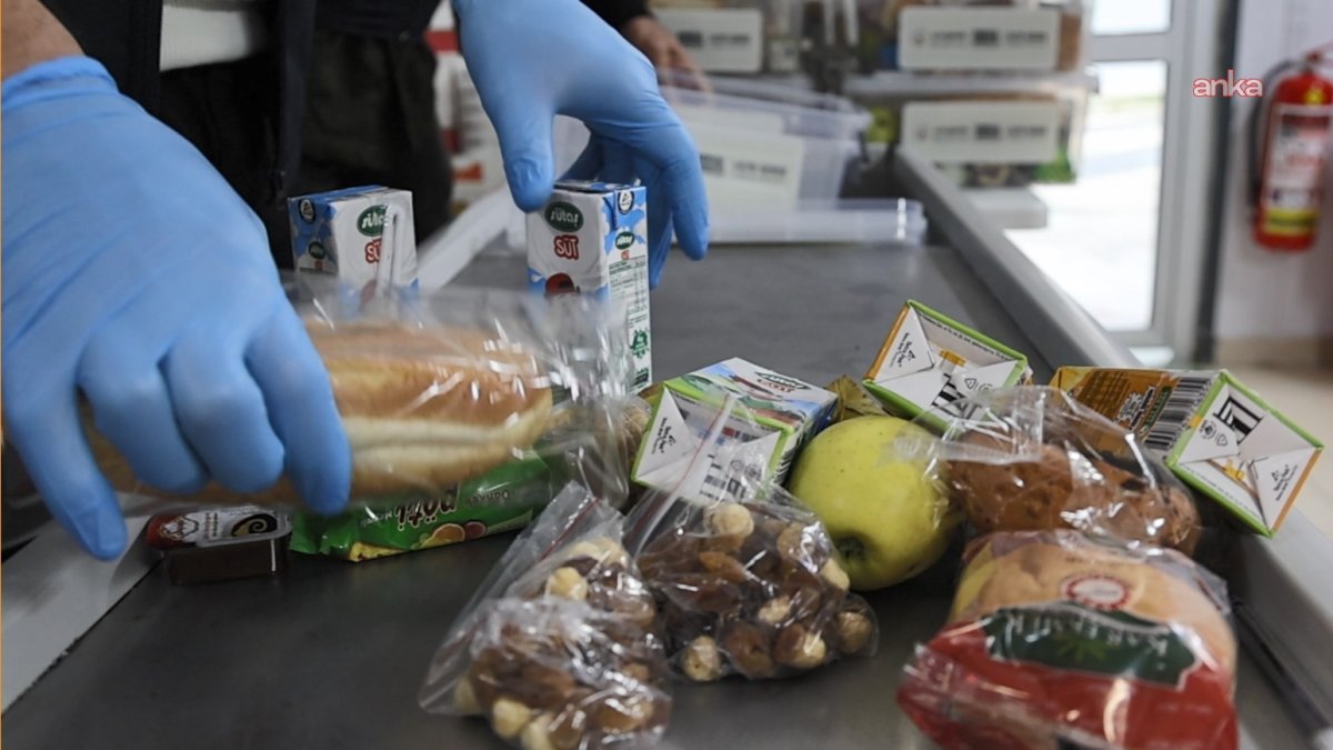 Ataşehir Belediyesi'nden bu yıl da eğitim desteği