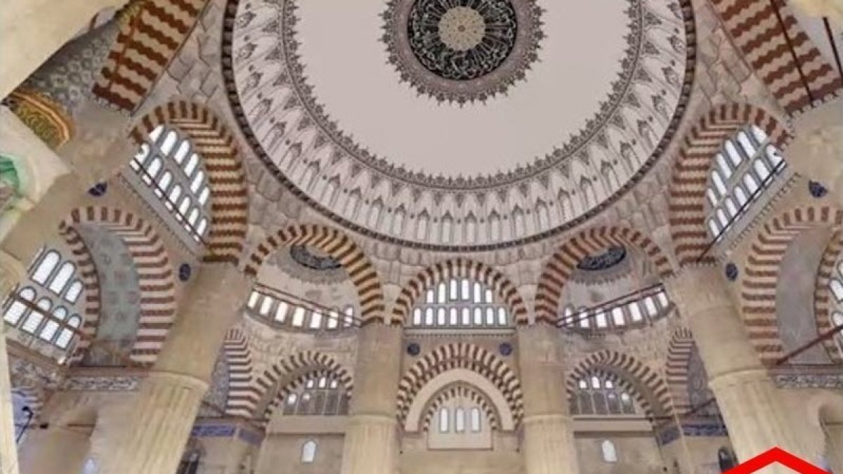 Ümit Özdağ'dan cami restorasyonuna sert tepki