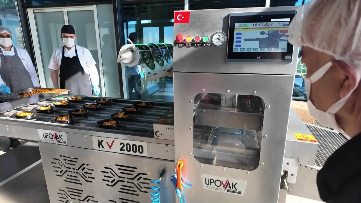 Çankaya'da 2 bin öğrenciye sıcak öğle yemeği desteği