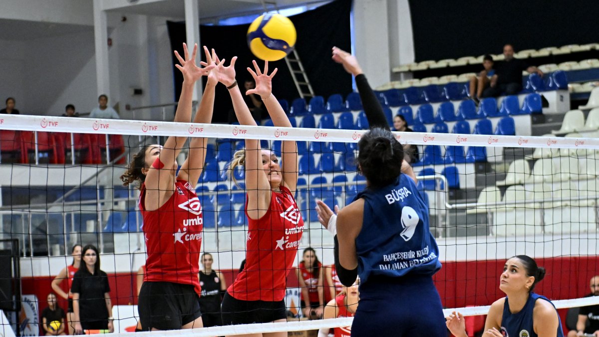 Muratpaşa Belediyespor, voleybolda dostluk dolu bir turnuva düzenledi