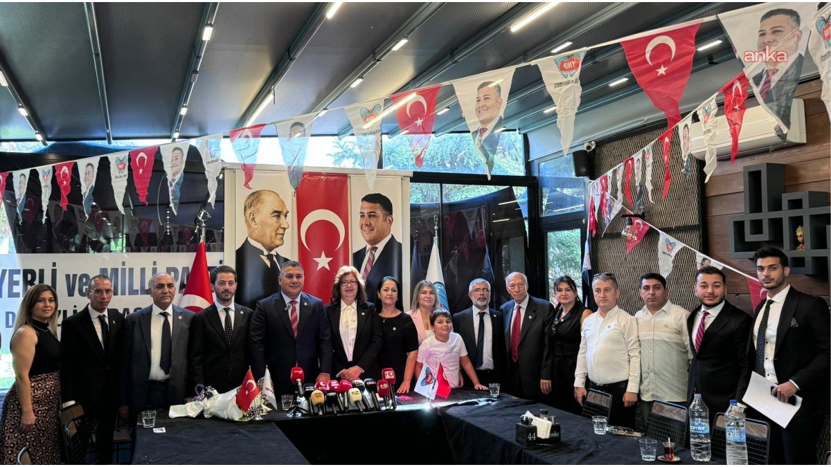 Mutlu'dan dikkat çeken çıkış: 'AK Parti'yi unutun, torun sevsinler'