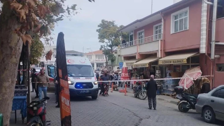 Edirne İpsala'da baba ve oğul kıraathanede dehşet saçtı!